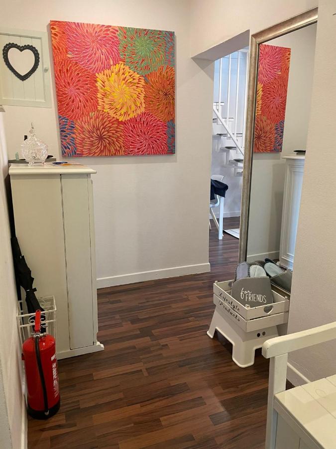 120Qm - 5 Rooms - 2 Bathrooms - Kitchen- Free Parking - Fast Wifi - Yiha Apartment Hannover Exterior foto