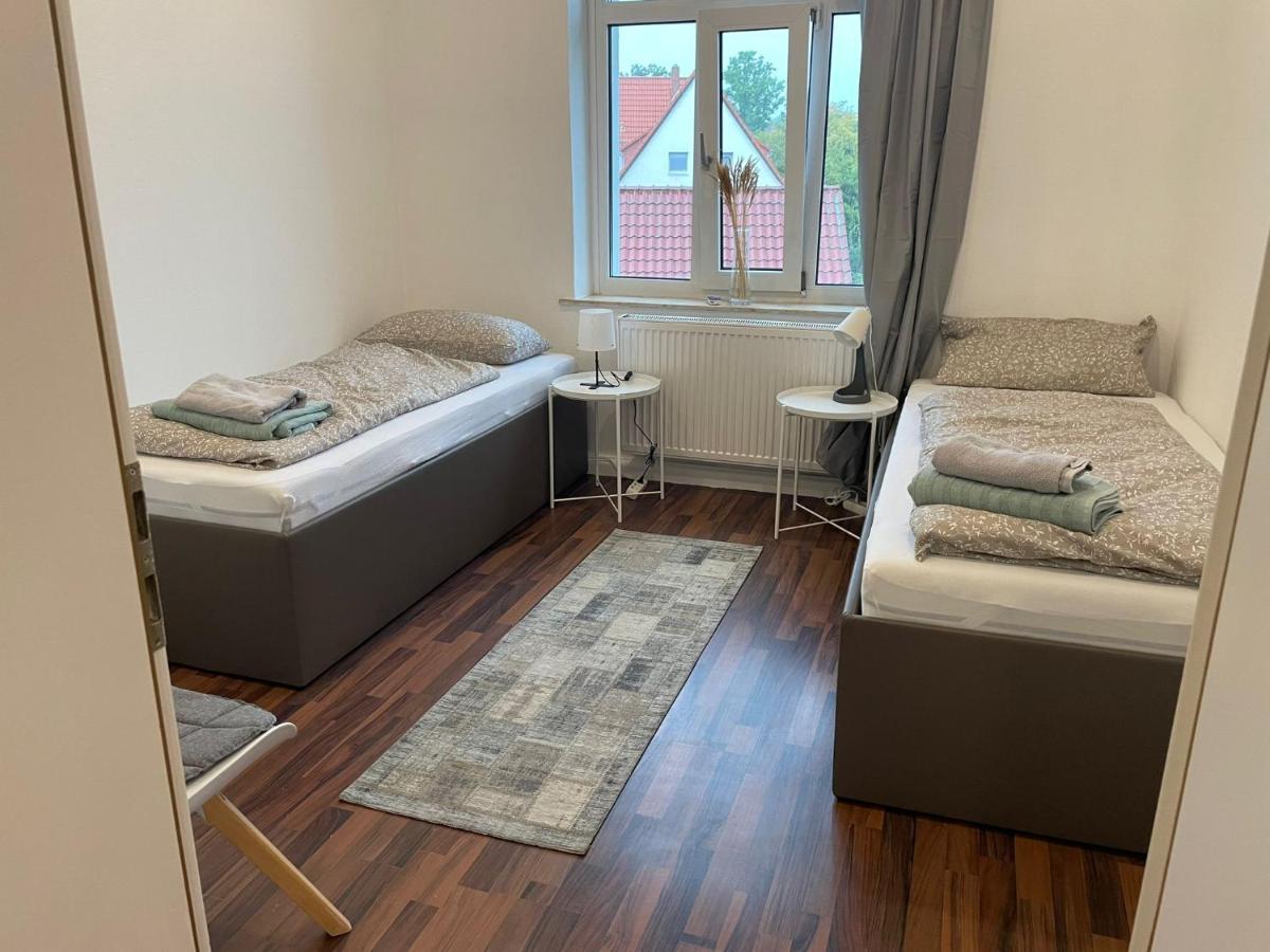 120Qm - 5 Rooms - 2 Bathrooms - Kitchen- Free Parking - Fast Wifi - Yiha Apartment Hannover Exterior foto